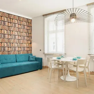 Strzalowa By Renters Познань